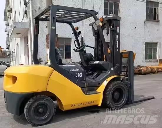 Komatsu 30 Diiseltõstukid