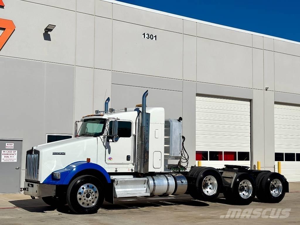 Kenworth T 800 Sadulveokid