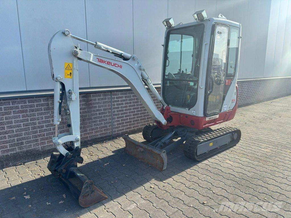 Takeuchi TB216 Miniekskavaatorid < 7 t