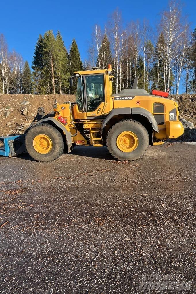 Volvo L 120 H Rataslaadurid