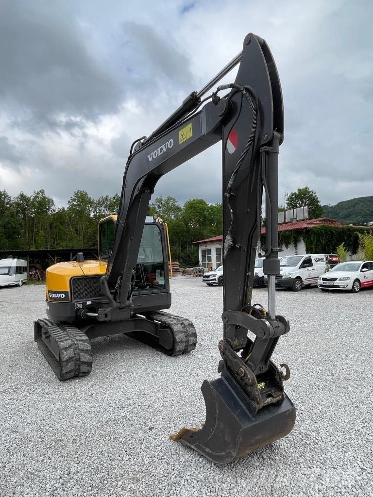 Volvo ECR88D Väikeekskavaatorid 7t-12t