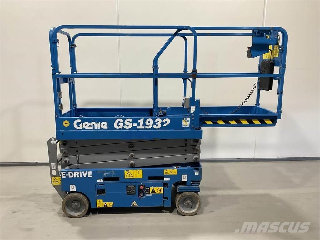 Genie GS-1932 Käärtõstukid