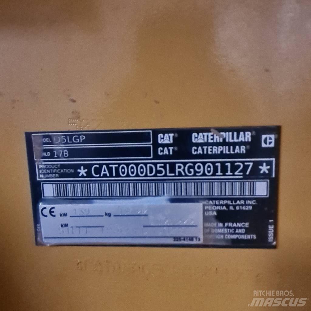 CAT D 5 LGP Buldooserid