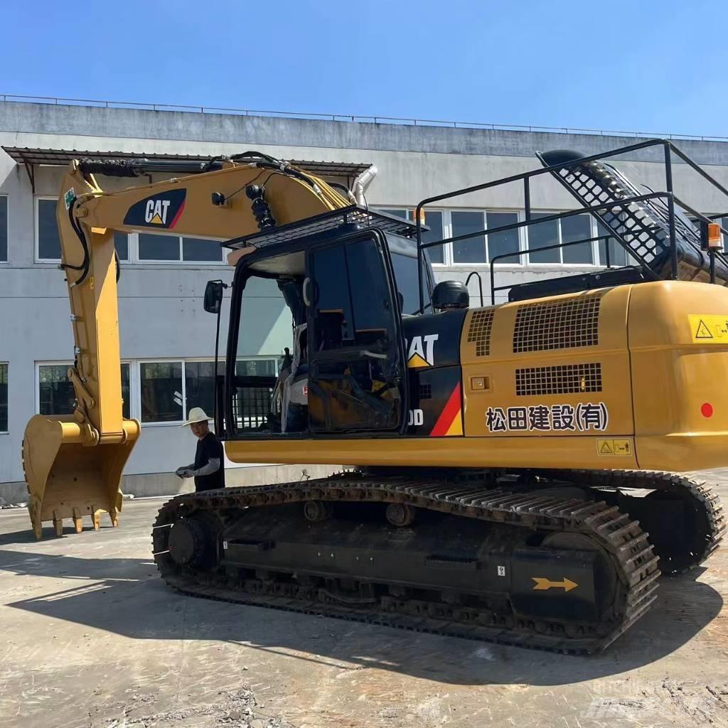 CAT 330 D Roomikekskavaatorid