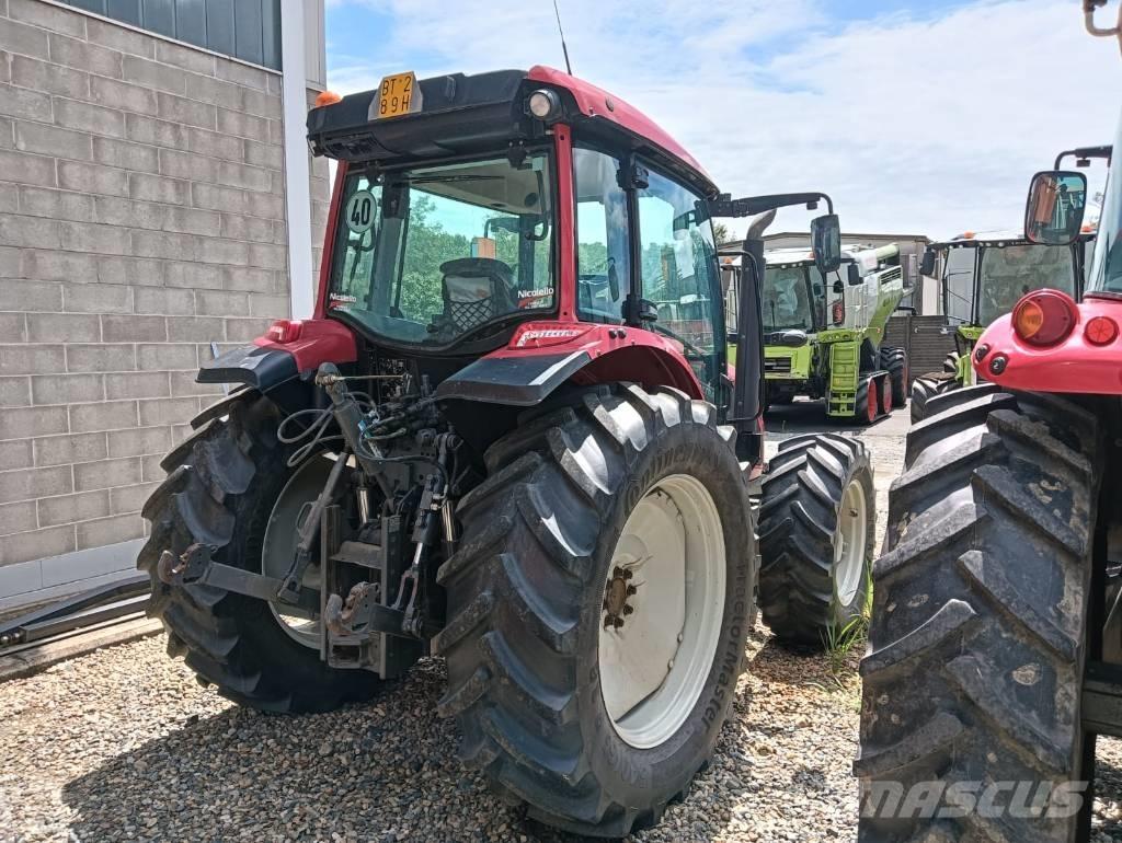 Valtra A 114 Traktorid
