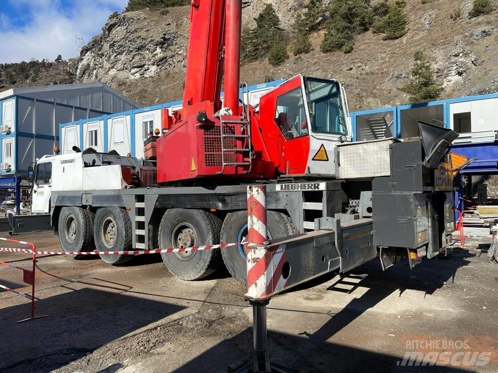 Liebherr LTM 1090-2 Raske maastiku tõstukid