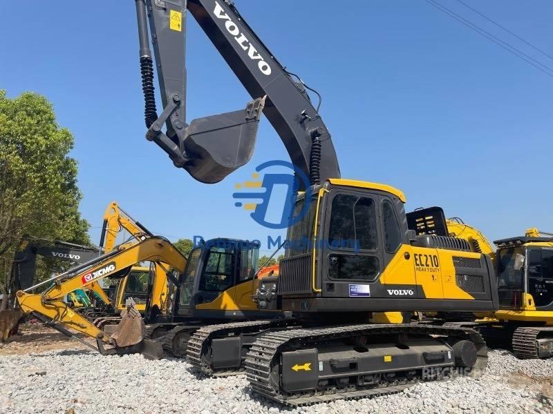 Volvo EC210 Roomikekskavaatorid