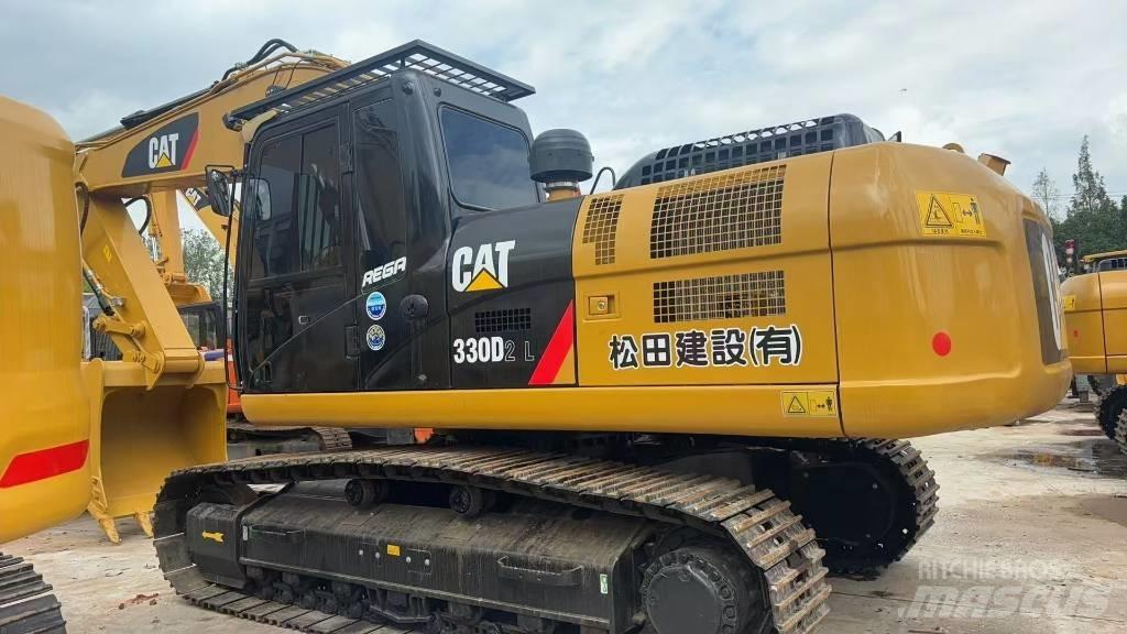 CAT CAT330D2L Väikeekskavaatorid 7t-12t