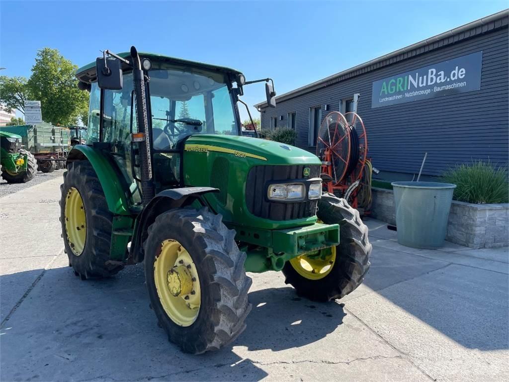 John Deere 5820 Traktorid