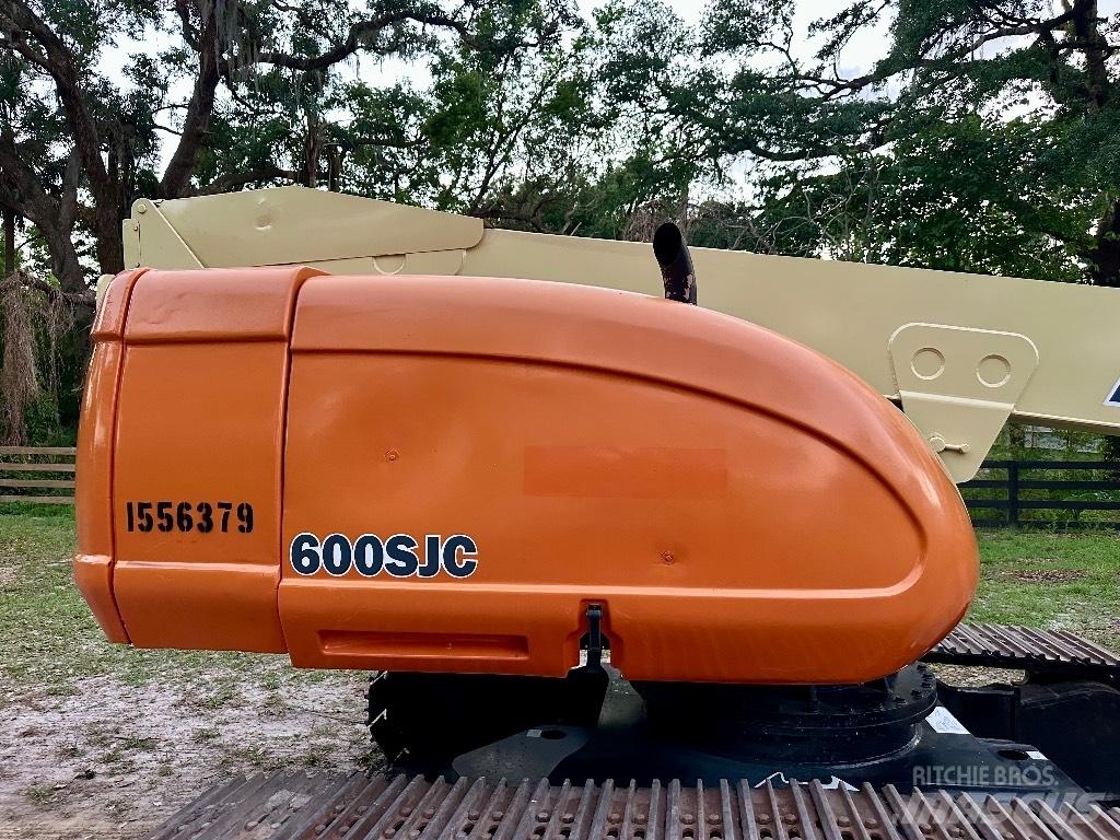 JLG 600 SJ C Teleskoop poomtõstukid