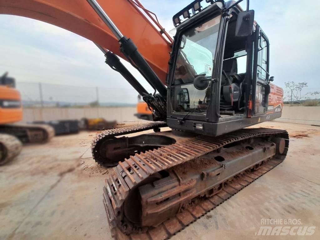 Doosan DX 350 LC-7 Roomikekskavaatorid