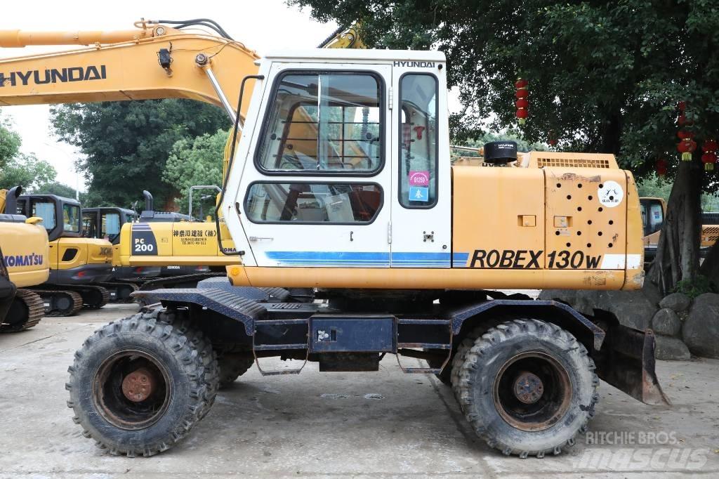 Hyundai Robex 130 W Ratasekskavaatorid