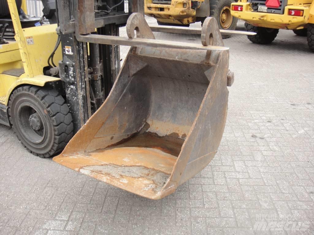 Liebherr R 914 Roomikekskavaatorid