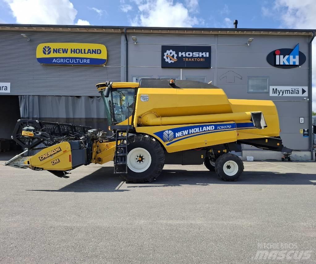 New Holland TC 5070 Teraviljakombainid