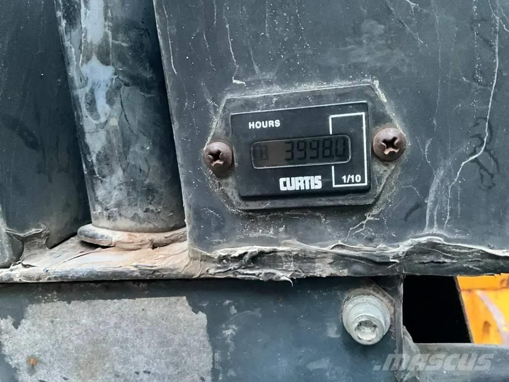 Terex PS 5000 Liigendraamiga pinnaseveokid