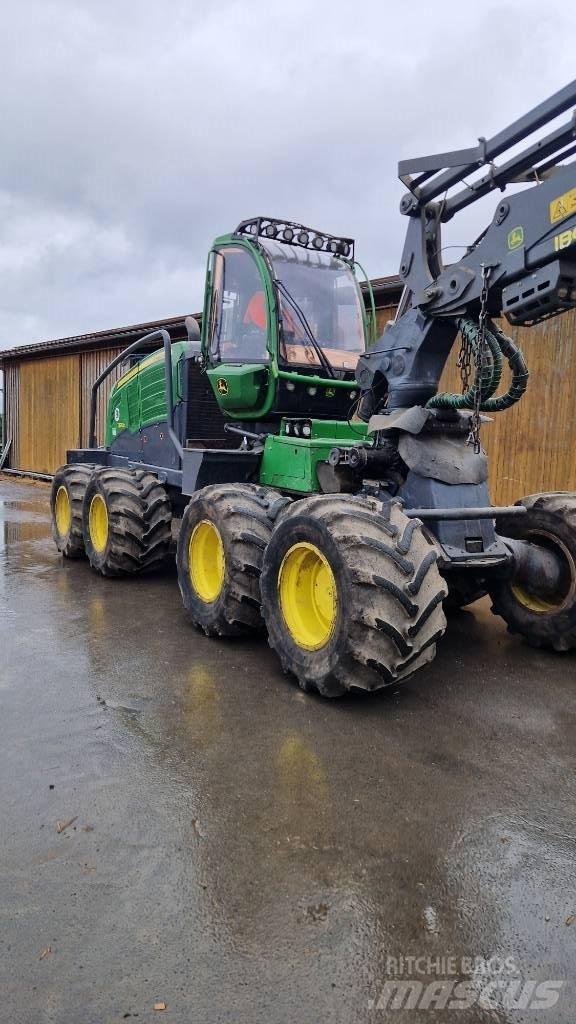 John Deere 1270 G Harvesterid