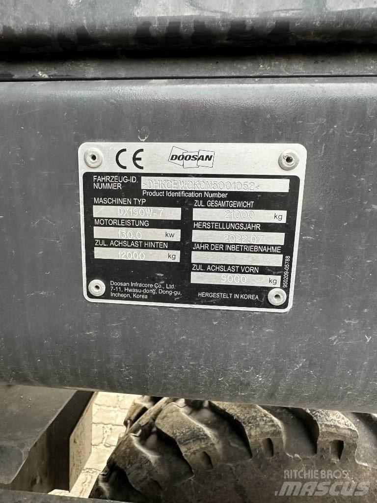Doosan DX 190 W-7 Ratasekskavaatorid