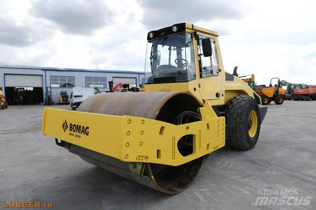 Bomag BW 219 D H-4 Ühe trumliga rullid