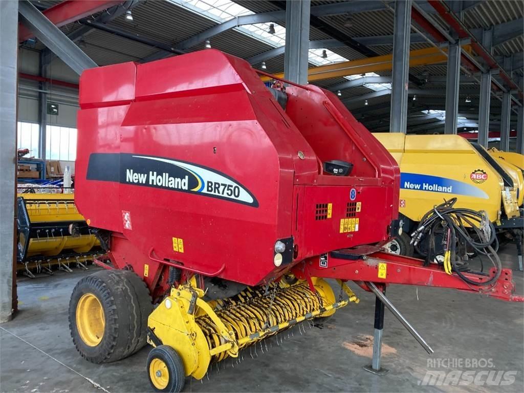 New Holland BR 750 Ruloonpressid