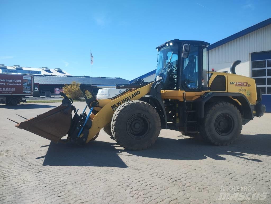 New Holland W130D LR Rataslaadurid