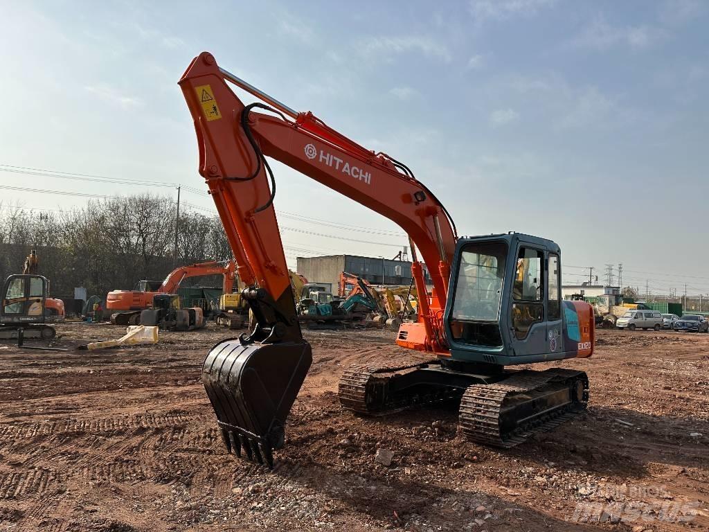 Hitachi EX 120 Roomikekskavaatorid