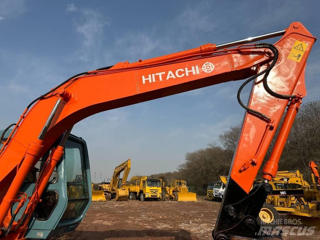 Hitachi EX 120 Roomikekskavaatorid