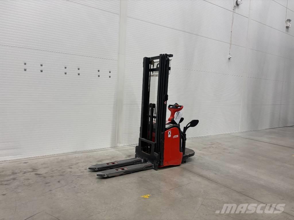 Linde L 14 AP Platvormiga virnastajad