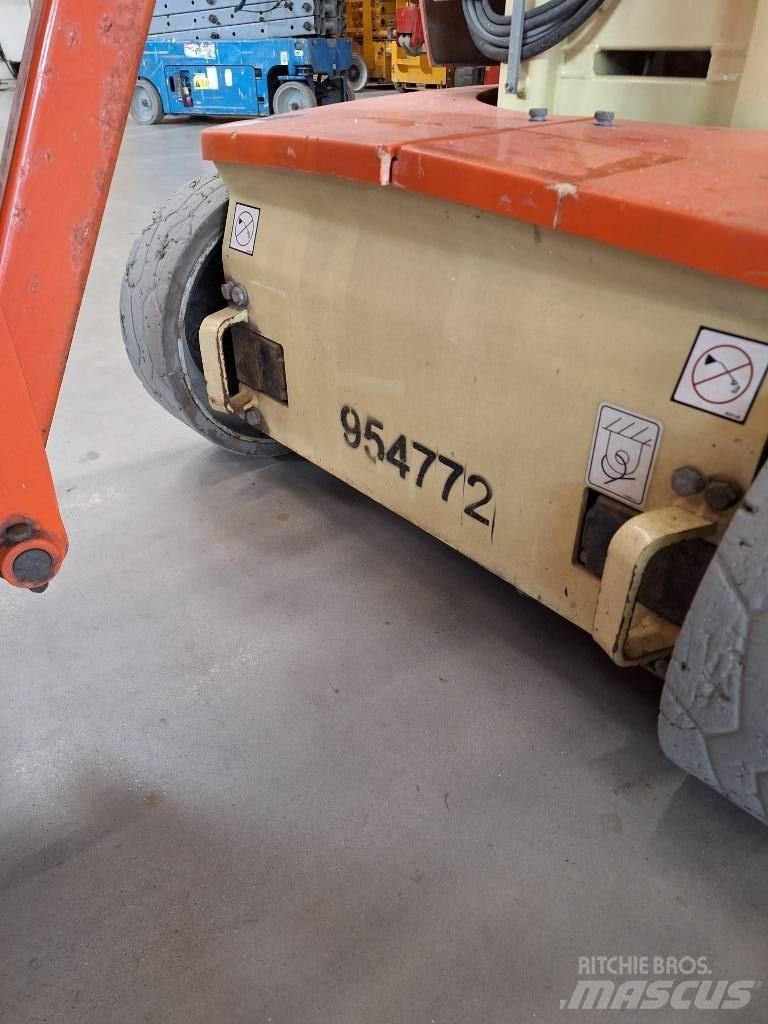 JLG Toucan 10 E Vertikaalsed mast tõstukid