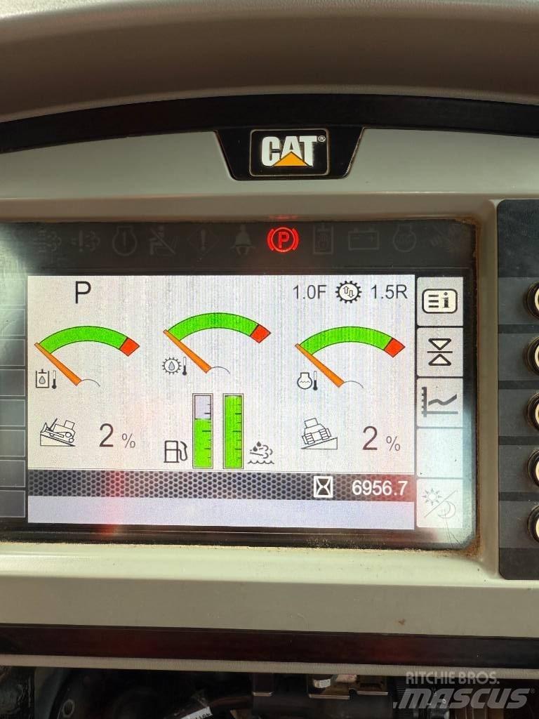 CAT D 6 T LGP Buldooserid
