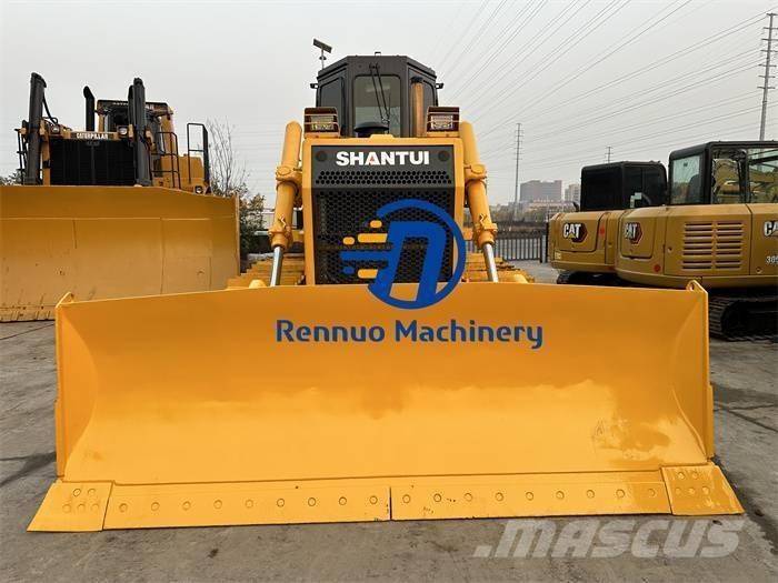 Shantui SD 16 Buldooserid