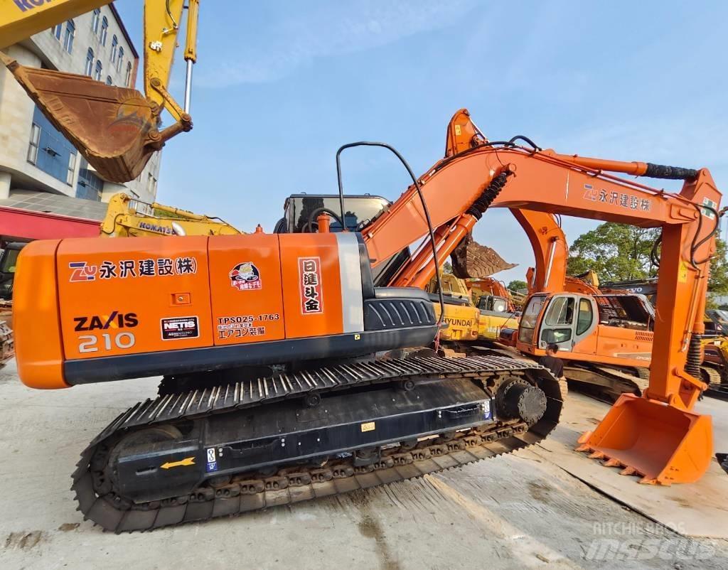 Hitachi ZX 210 Roomikekskavaatorid