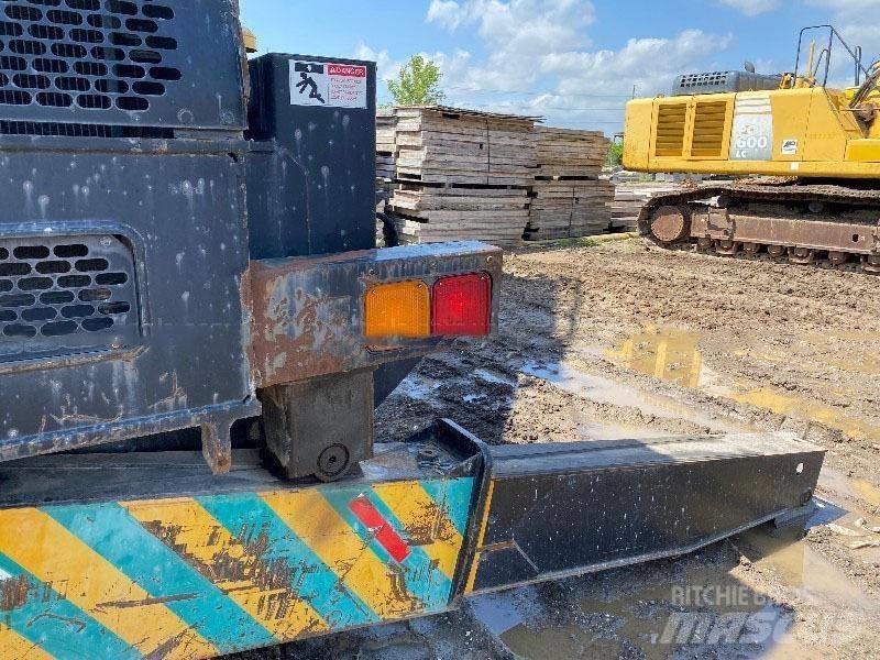 Tadano TR 300 E-1 Raske maastiku tõstukid