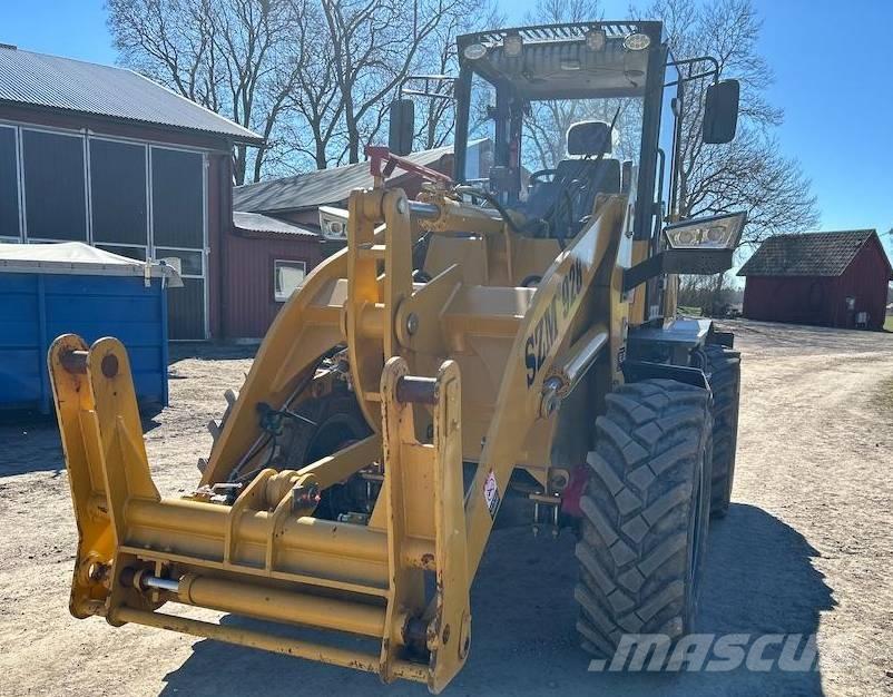  SZM 928 Rataslaadurid