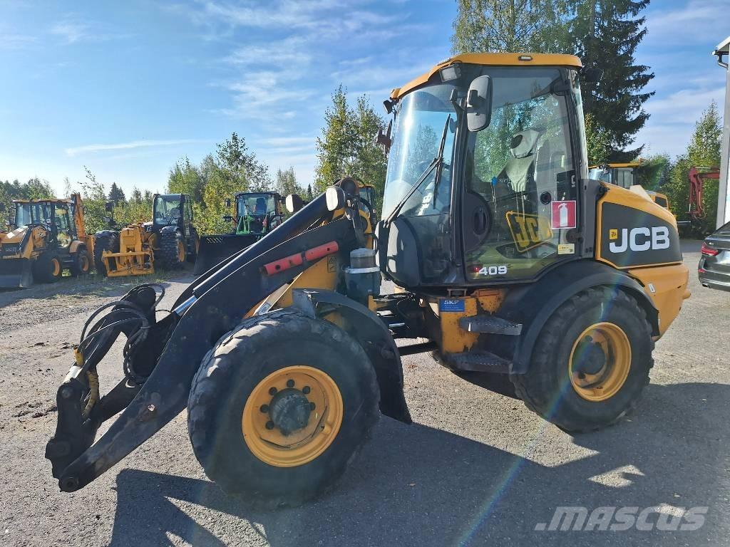 JCB 409 Rataslaadurid