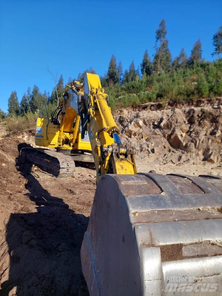 Komatsu PC 228 LC-3 Roomikekskavaatorid