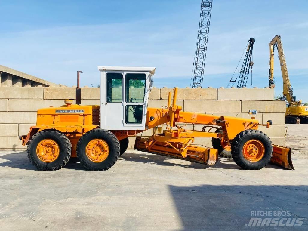 John Deere 570 A Greiderid