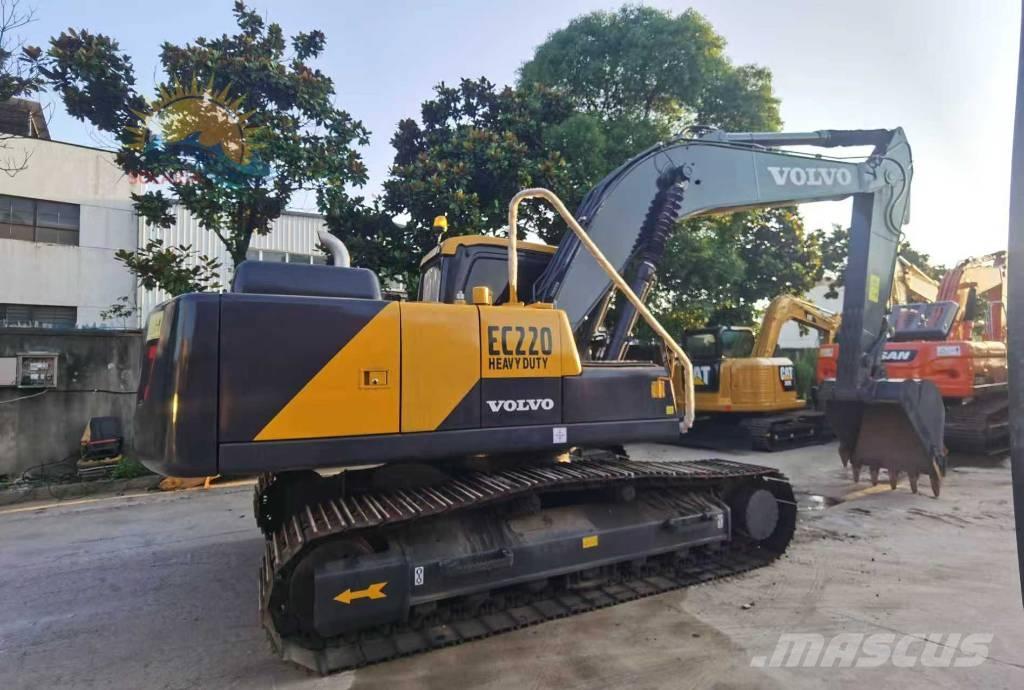Volvo ec220 Roomikekskavaatorid