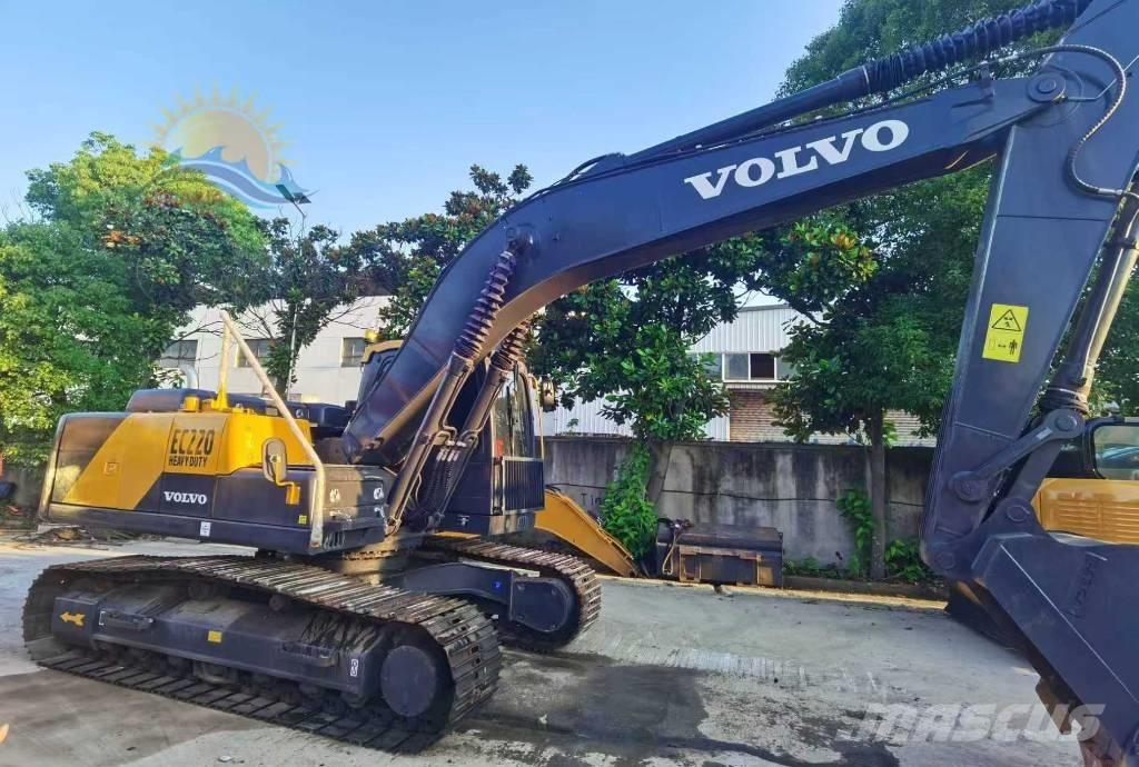 Volvo ec220 Roomikekskavaatorid