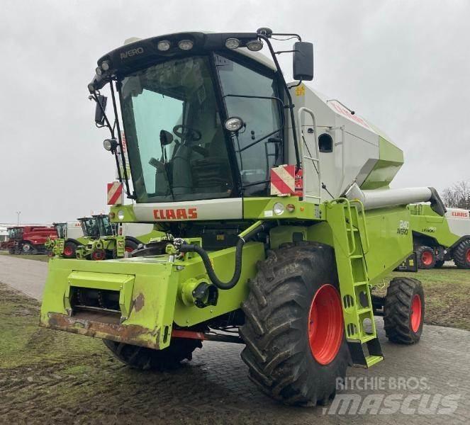 CLAAS AVERO 240 Teraviljakombainid