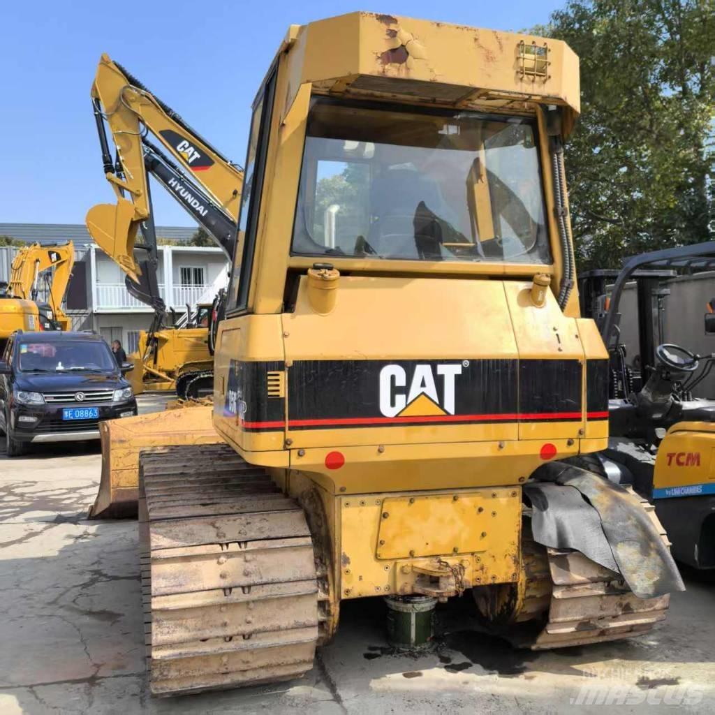 CAT D 5 G LGP Buldooserid