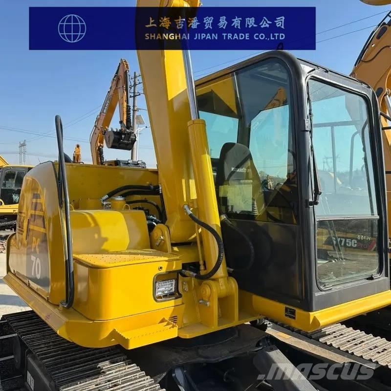 Komatsu PC 70 Roomikekskavaatorid