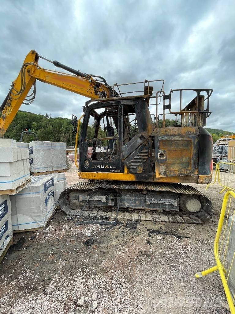 JCB 140 X Roomikekskavaatorid