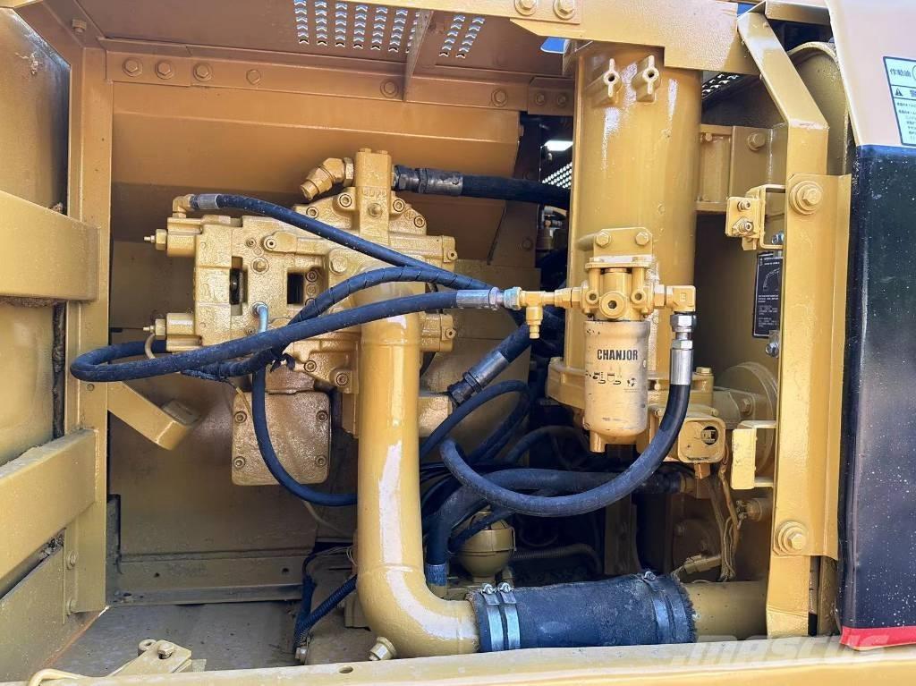 CAT 320 B L Roomikekskavaatorid