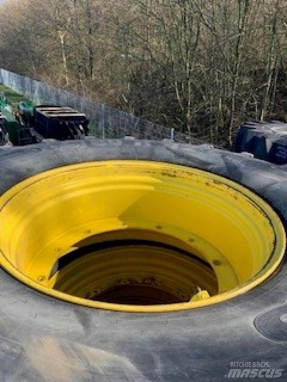 Mitas 680/80R42 Rehvid, rattad ja veljed