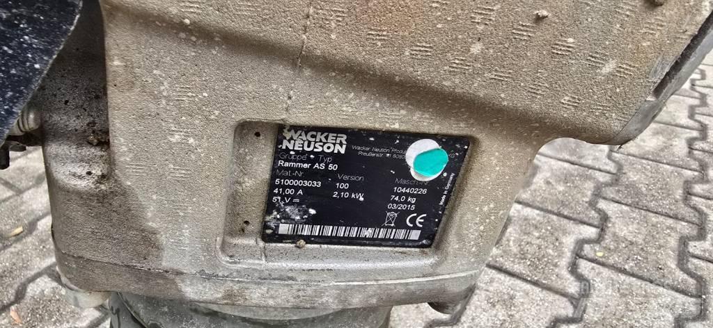 Wacker Neuson AS50e Vibroplaadid