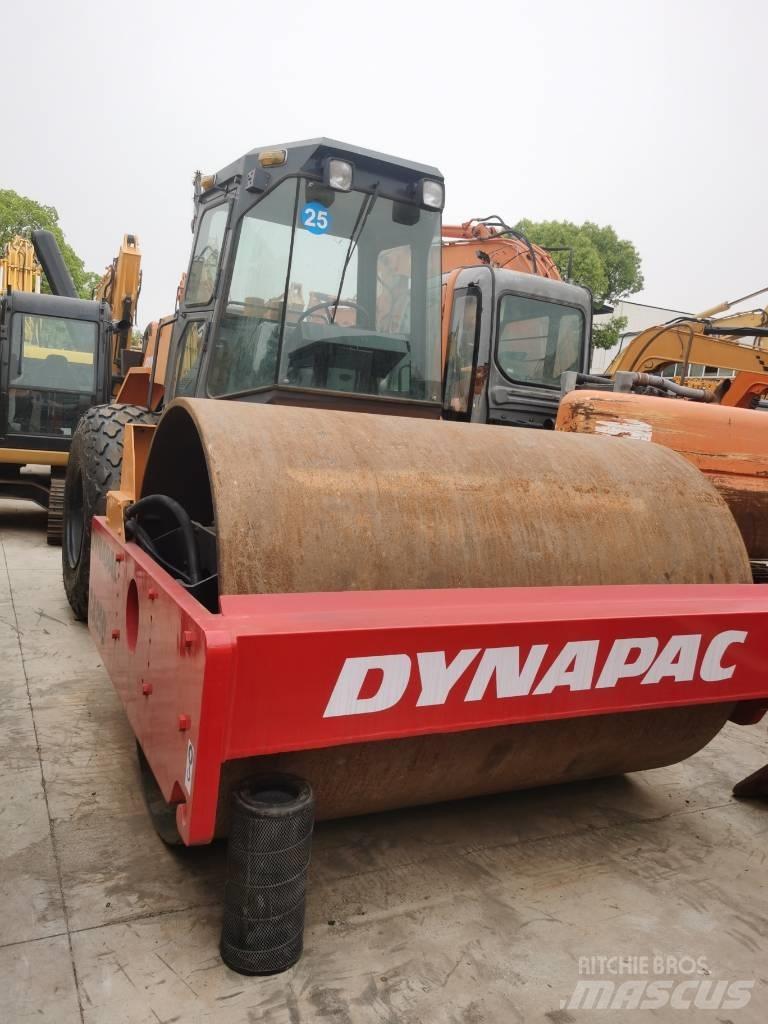 Dynapac CA 25 D Ühe trumliga rullid