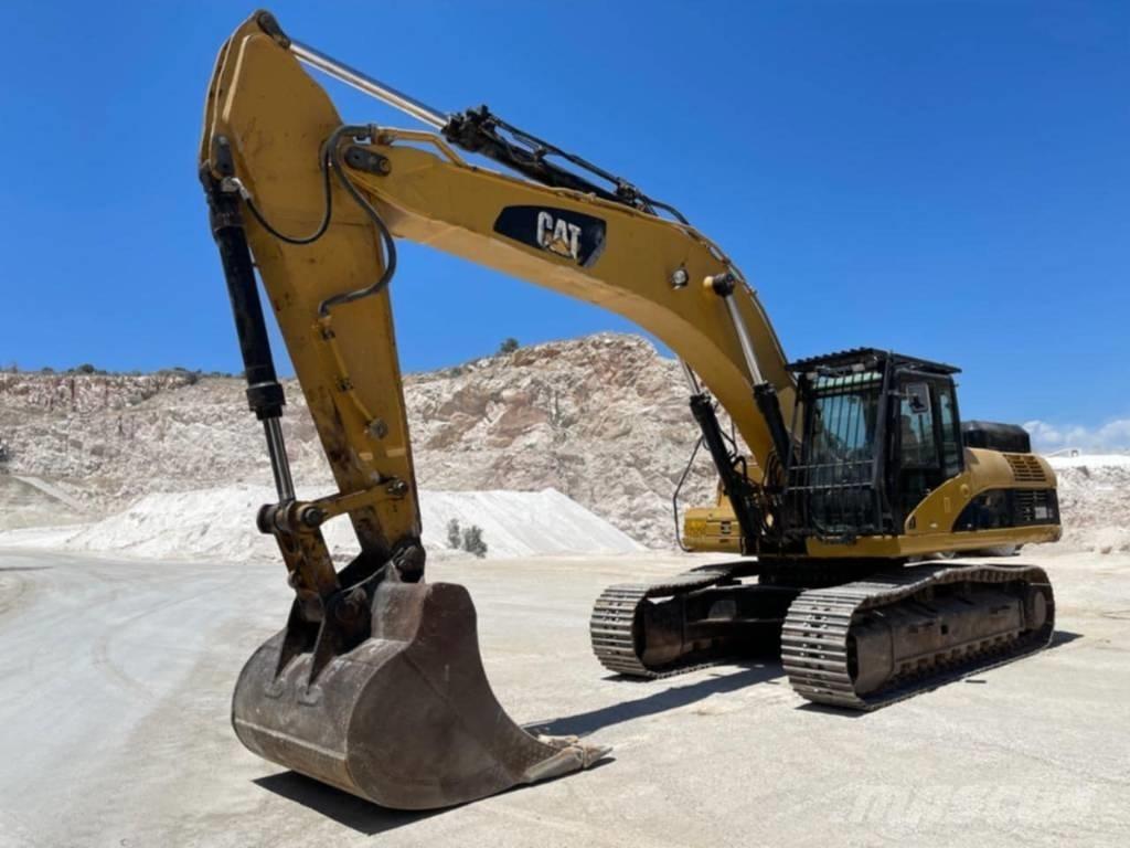 CAT 330 D LN Roomikekskavaatorid