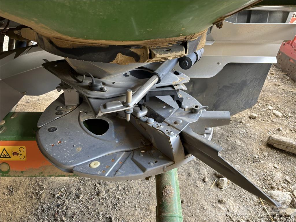 Amazone ZA TS 4200 Väetisekülvikud pihustiga