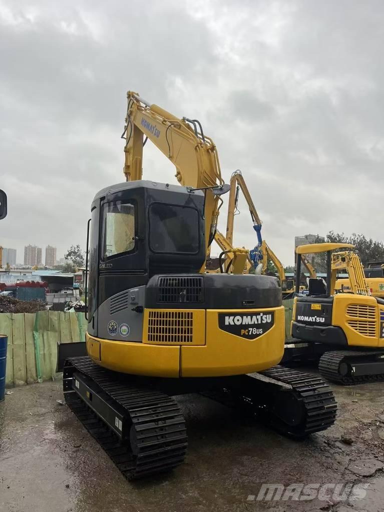 Komatsu PC 78 Roomikekskavaatorid