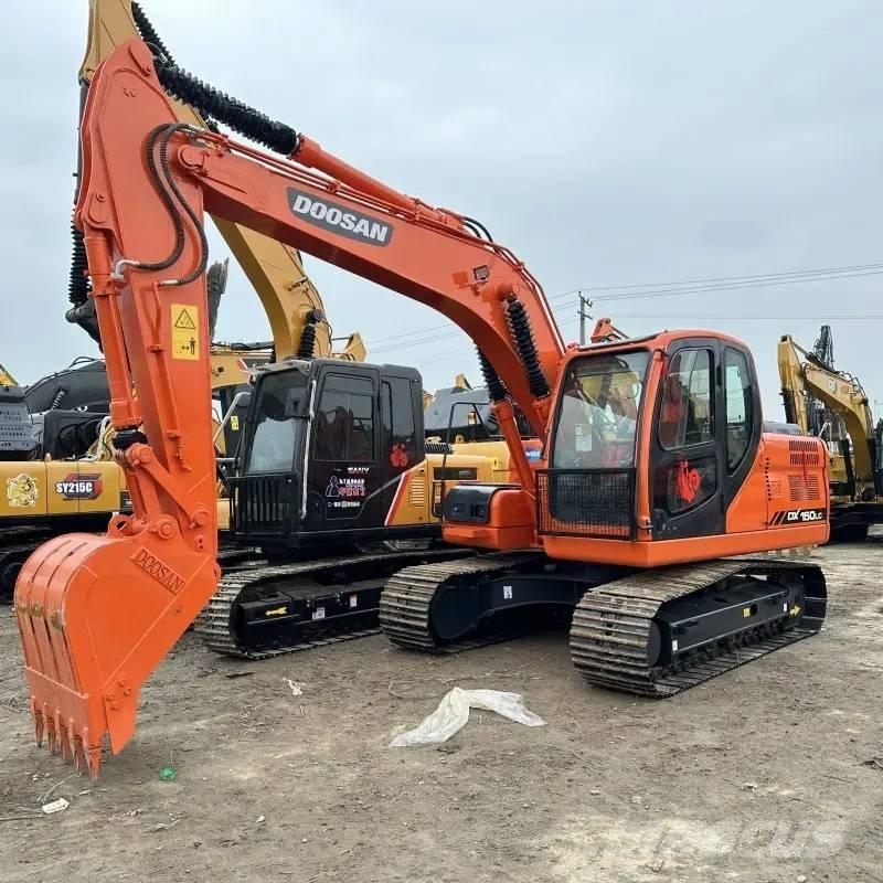 Hitachi ZX 160 Roomikekskavaatorid